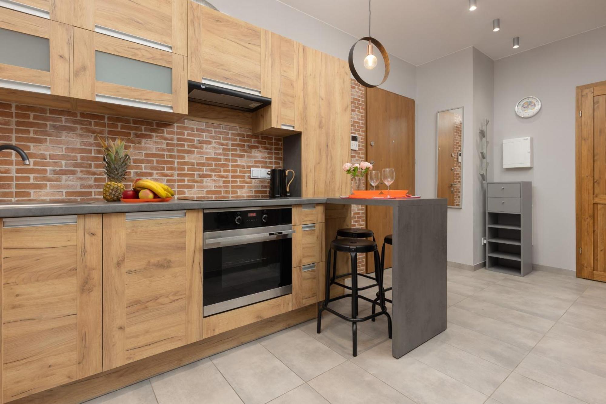Cozy Three-Bedroom Family Apartment In Warsaw By Noclegi Renters Экстерьер фото